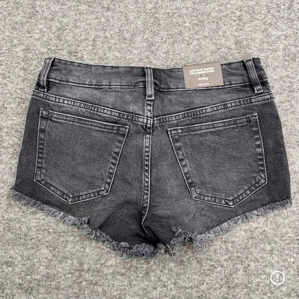 HM Divided Womens Low Waist Denim Shorts Washed Black‎ Frayed Hem Size 4 NEW